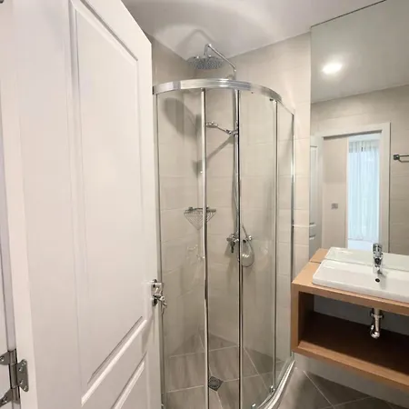 Harmony 18-401 Private *
